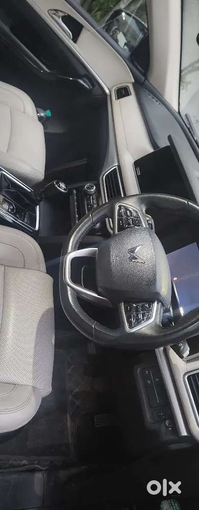 Mahindra Xuv700 Ax7 2023