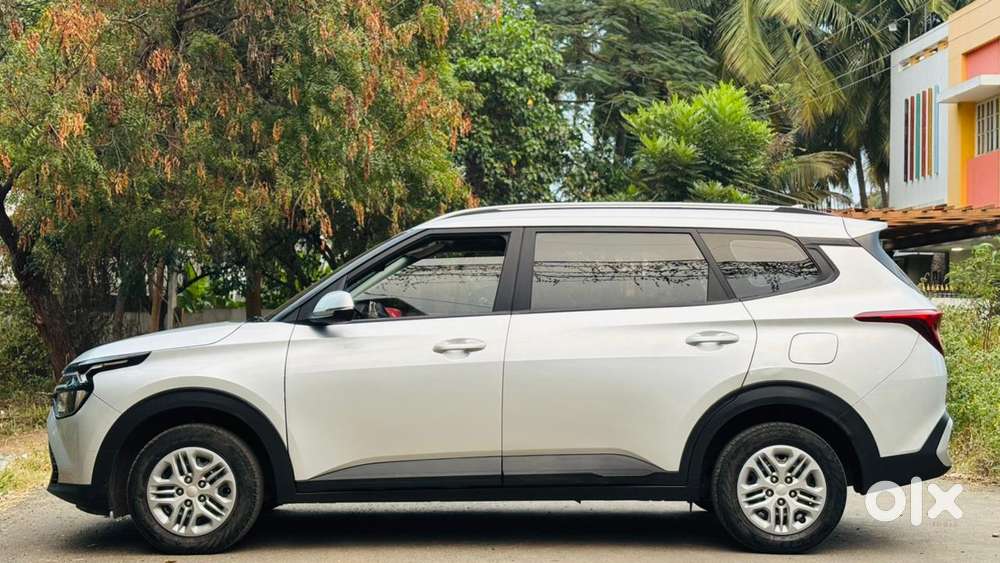 Kia Carens 1.4 Prestige 7 Str, 2022, Petrol