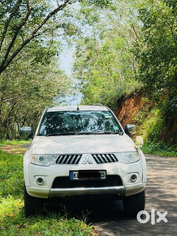 Mitsubishi Pajero Sport 2014 Manual 4*4