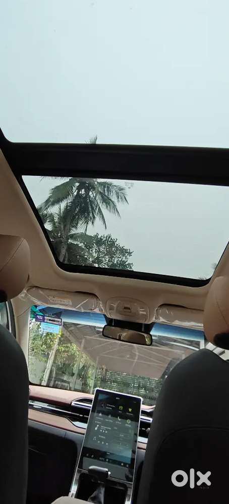 Mg Hector Plus Adas Top Variant