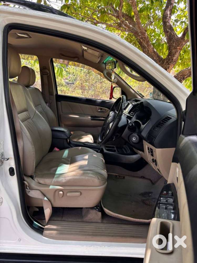 Toyota Fortuner 3.0 4x2 Automatic, 2015, Diesel