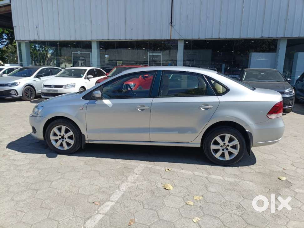 Volkswagen Vento 2010-2013 Petrol Highline, 2011, Petrol