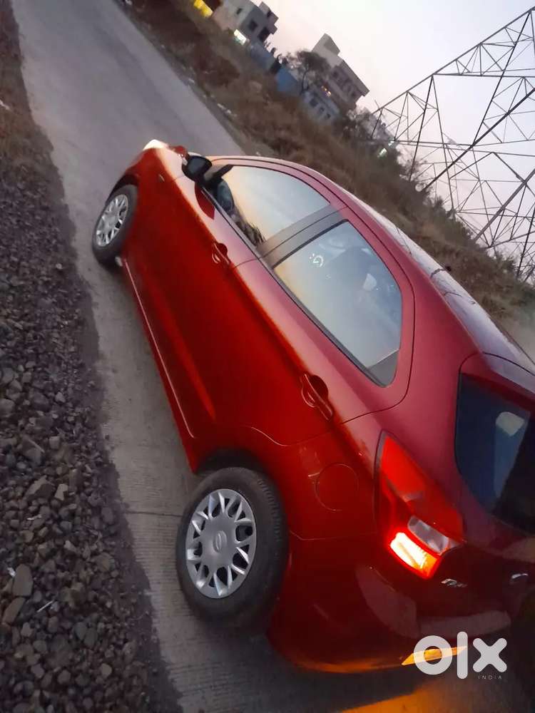 Ford Figo 2019 Petrol 21000 Km Driven,top Model,new Tyre And Battery