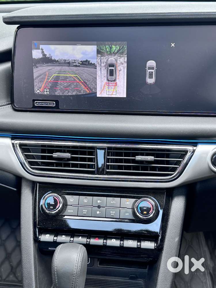 Mahindra Xuv700 2.2 Ax 7 Diesel At Luxury Pack Str, 2026, Diesel
