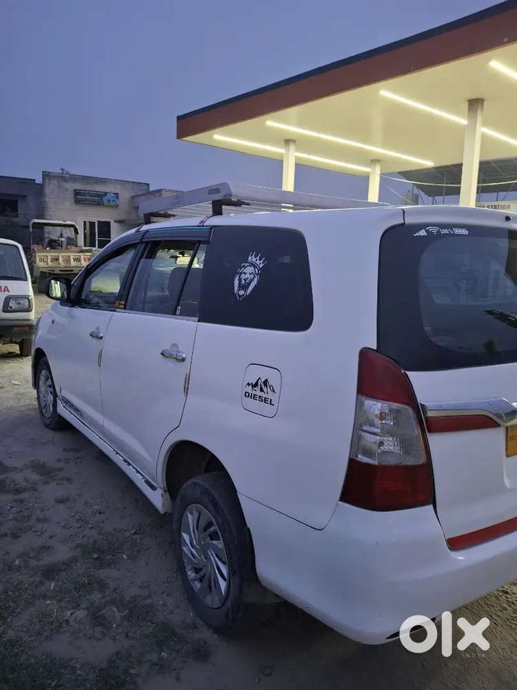 Toyota Innova 2015 Diesel 114000 Km Driven