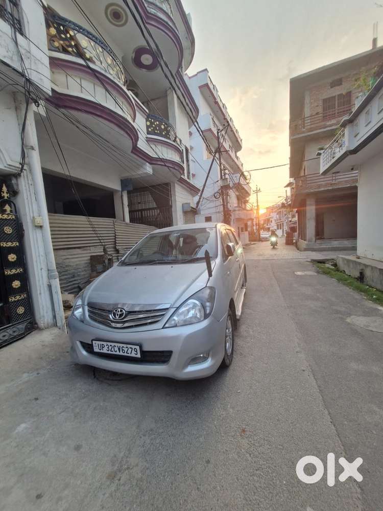 Toyota Innova Diesel 2010 Car