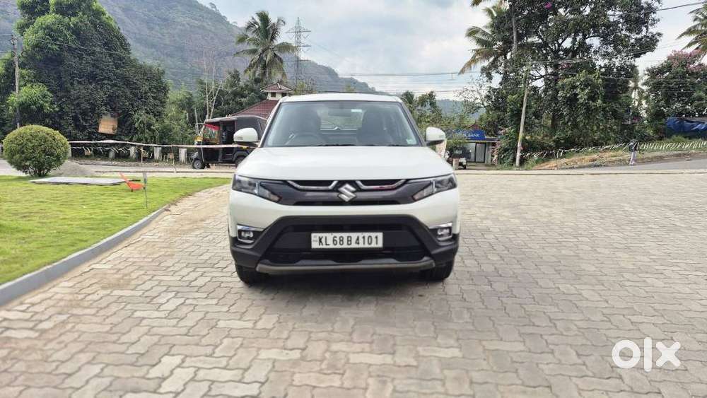 Maruti Suzuki Brezza 1.5 Vxi Smart Hybrid, 2022, Petrol