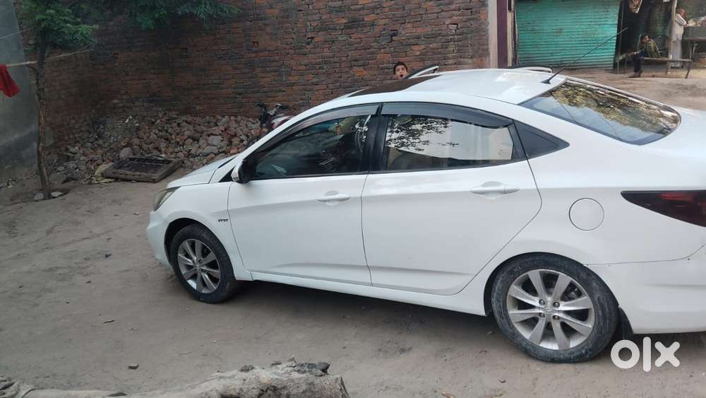 Hyundai Verna 2013 Petrol Well Maintained