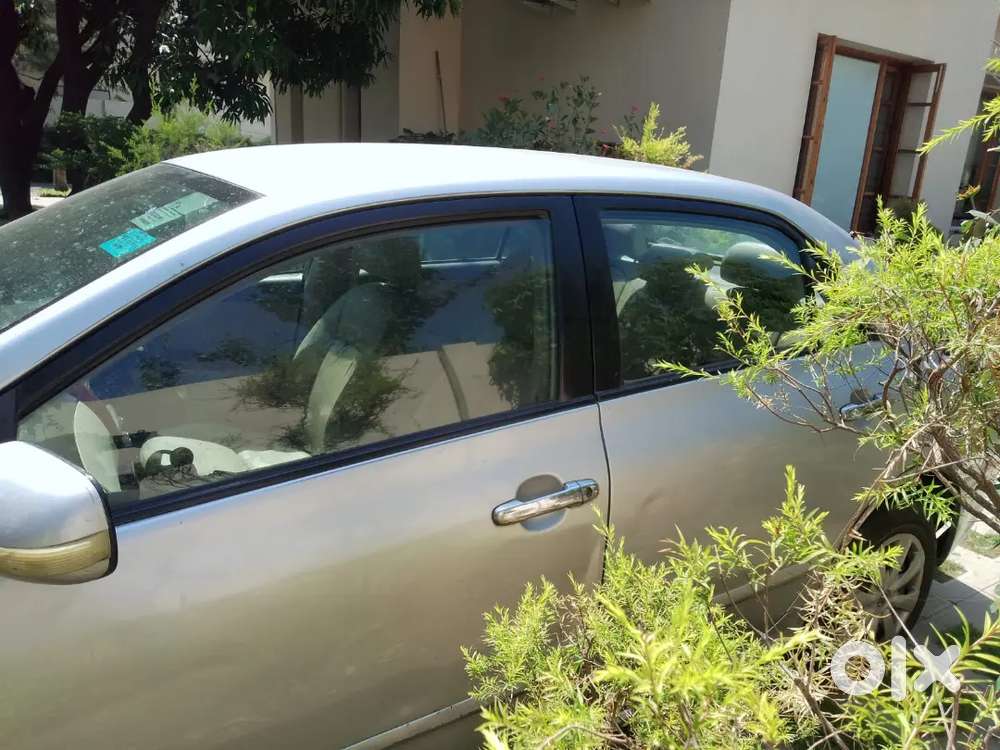 Toyota Corolla Altis 2010 Valid 2031 Pass