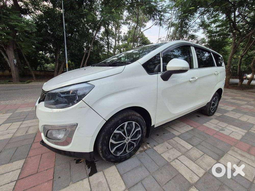 Mahindra Marazzo M4 8str, 2018, Diesel