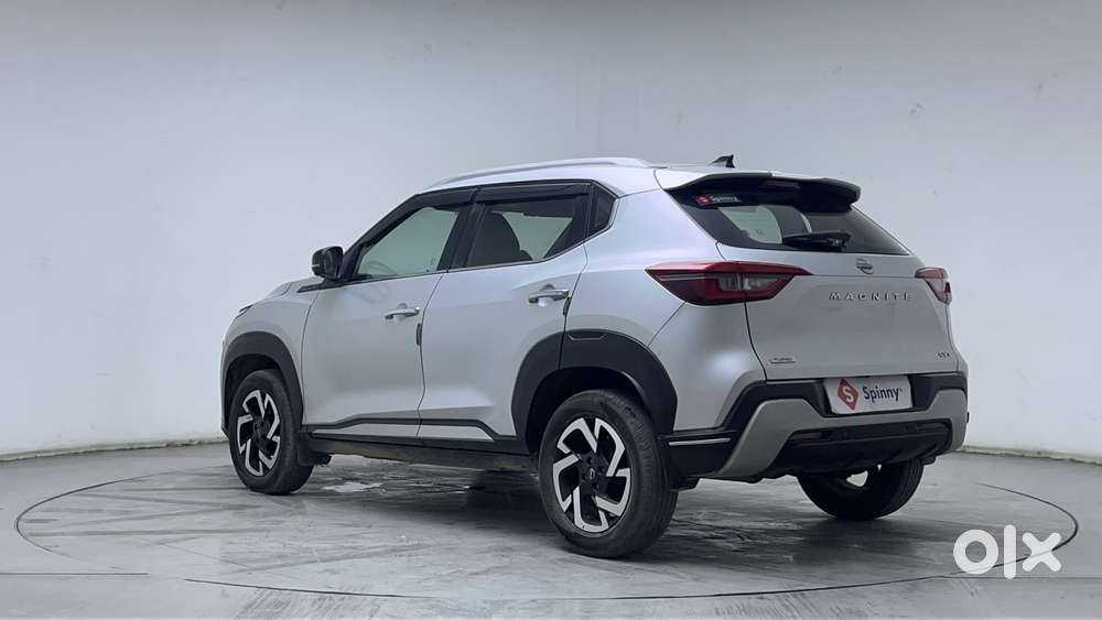 Nissan Magnite 1.0 Xv Premium Turbo Cvt, 2022, Petrol
