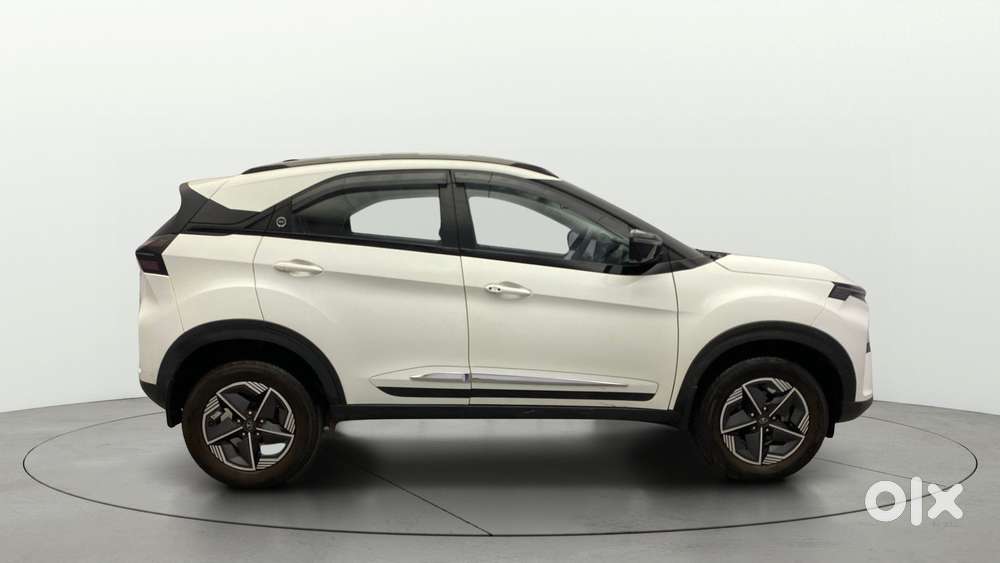 Tata Nexon Creative Plus S 1.2 Revotron Petrol 6 Mt, 2023, Petrol