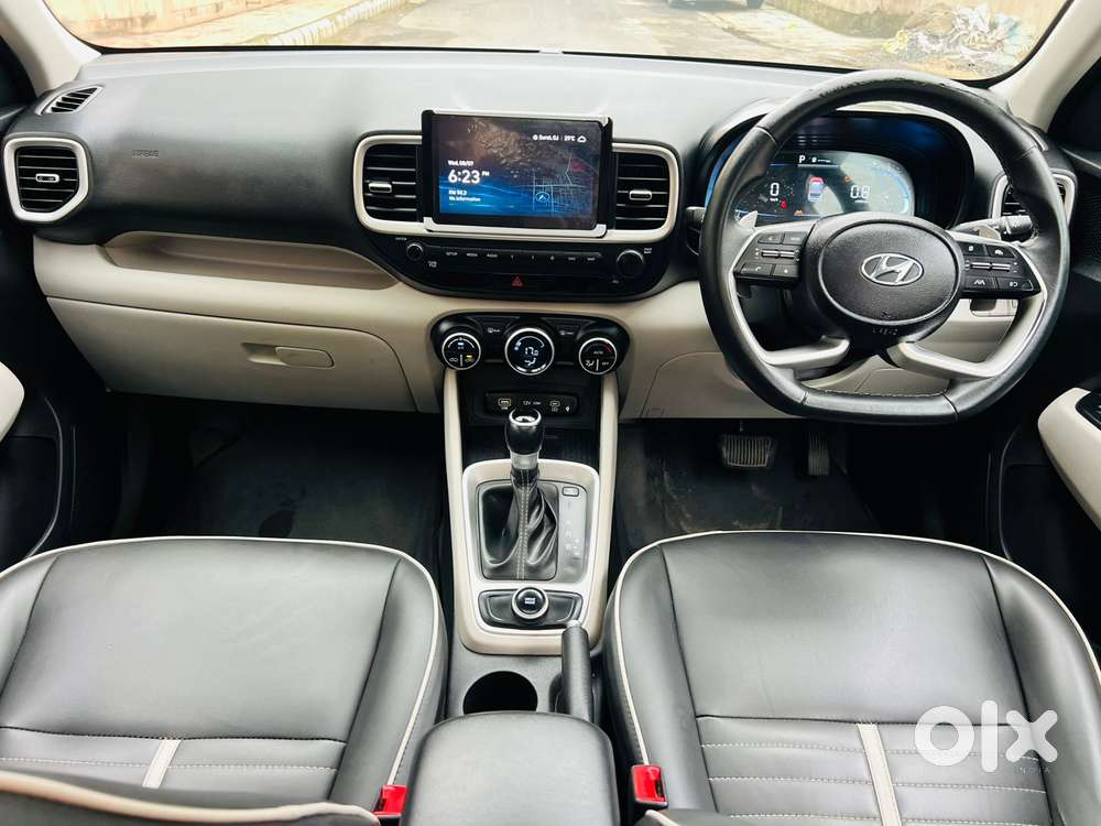 Hyundai Venue 1.0 Sx (o) Turbo Dct, 2024, Petrol
