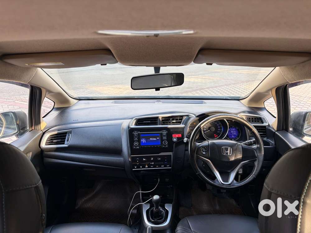 Honda Jazz V Mt Privilege, 2016, Petrol