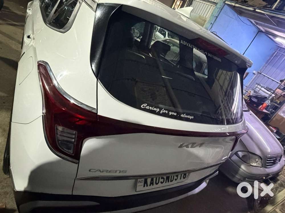 Kia Carens 2022 Km Driven