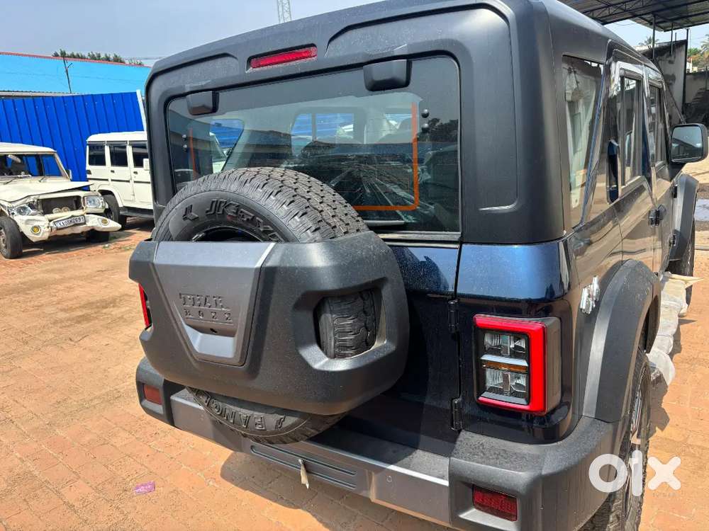 Mahindra Thar Roxx Diesel 2025