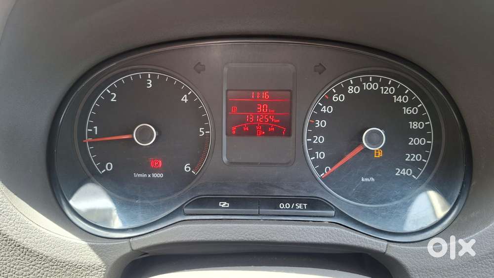 Volkswagen Vento Diesel Highline, 2013, Petrol