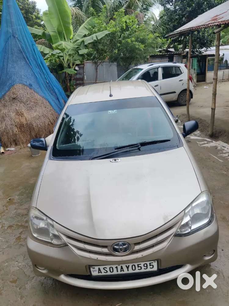 Toyota Etios Cross 2012