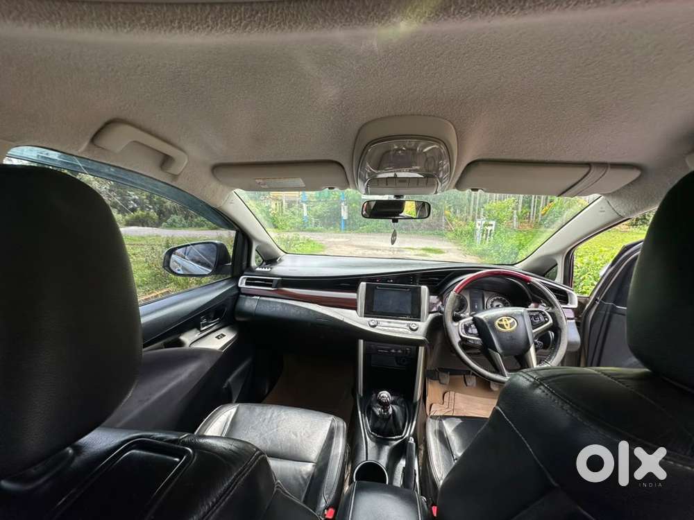2016 Toyota Innova Crysta 2.4z