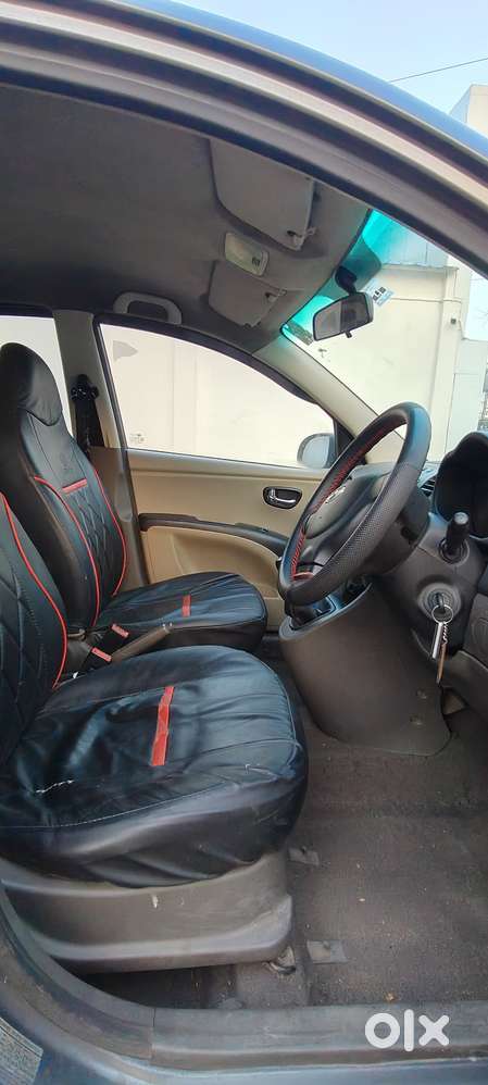 Hyundai I10 Sportz, 2012, Petrol