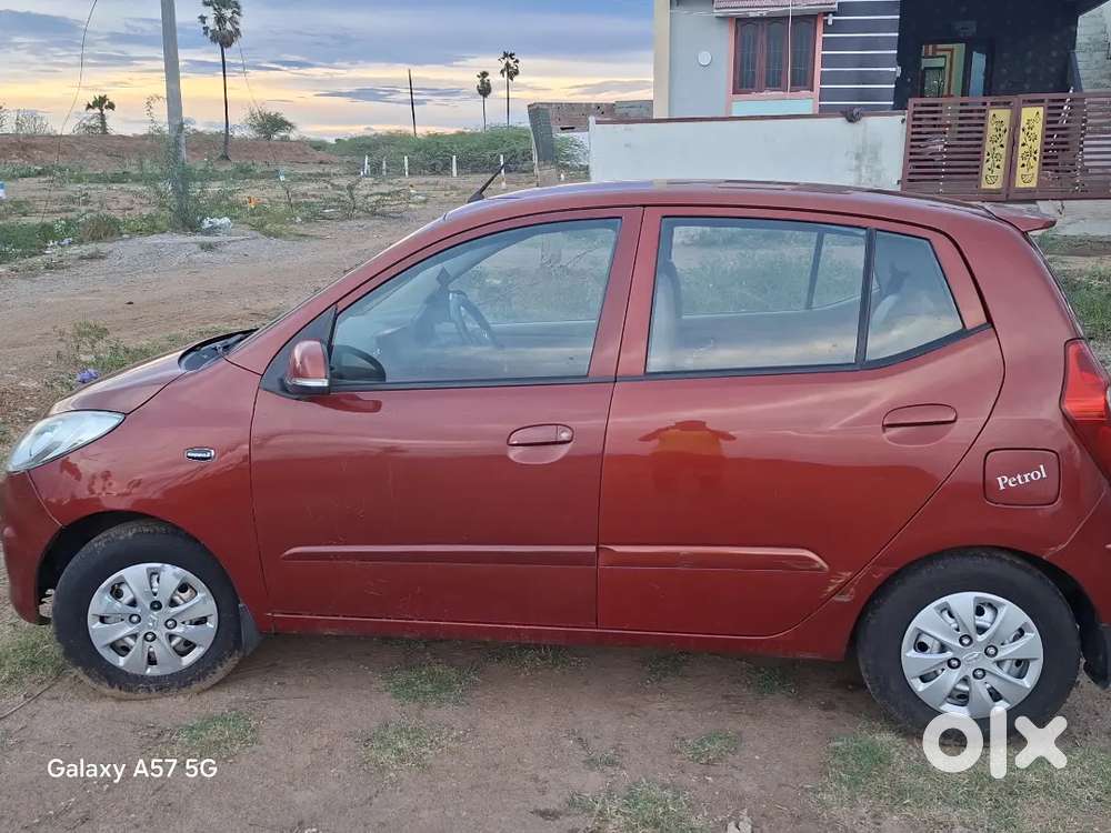Hyundai I10 2012 Cng & Hybrids 108064 Km Driven