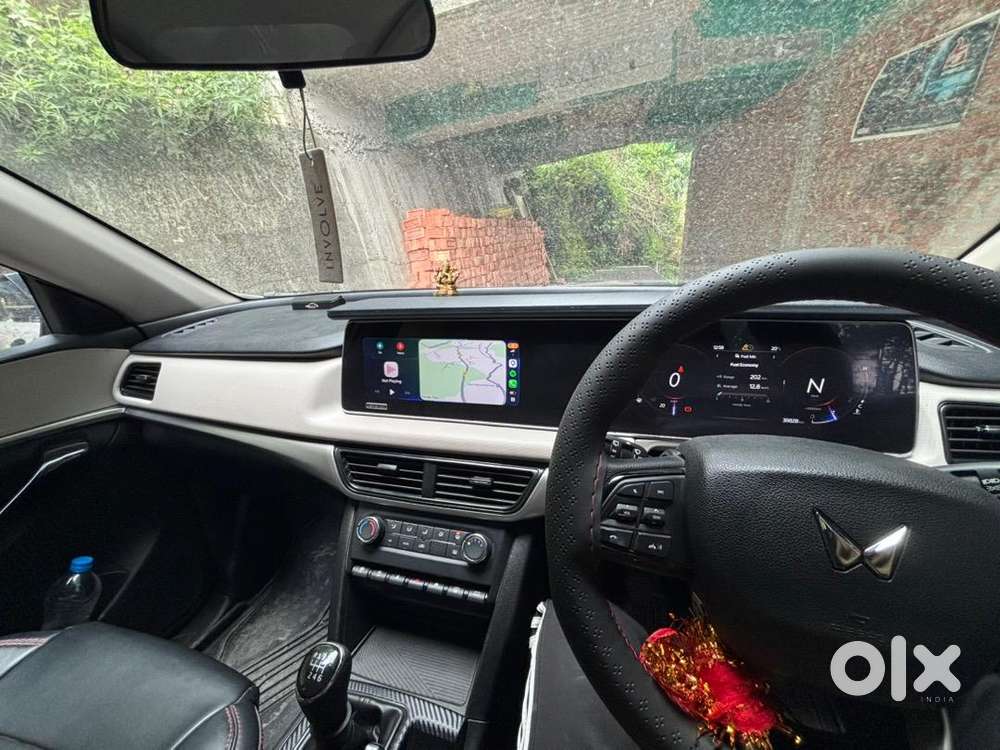Mahindra Xuv700 With Custom Original Neo Alloys