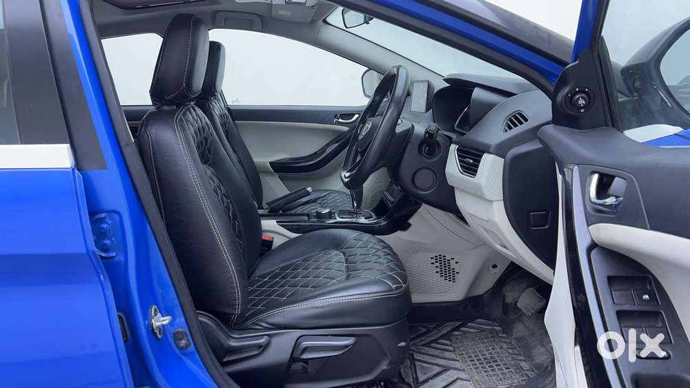 Tata Nexon 1.2 Revotron Xza Plus (o) Dual Tone, 2020, Petrol