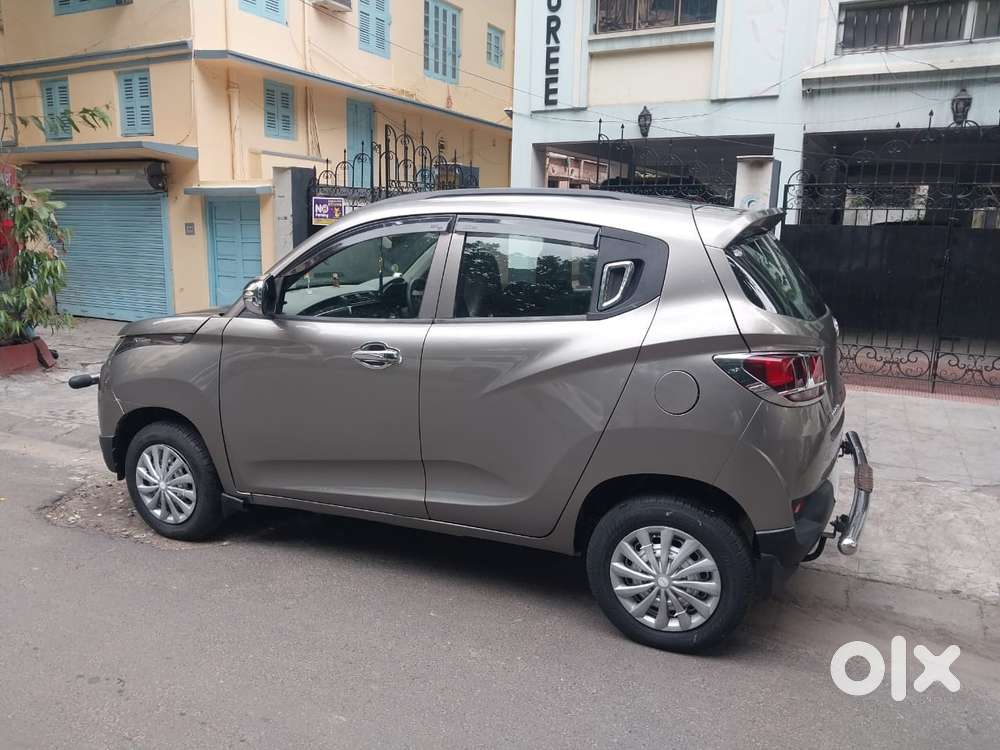 Mahindra Kuv 100 G80 K2, 2017, Petrol