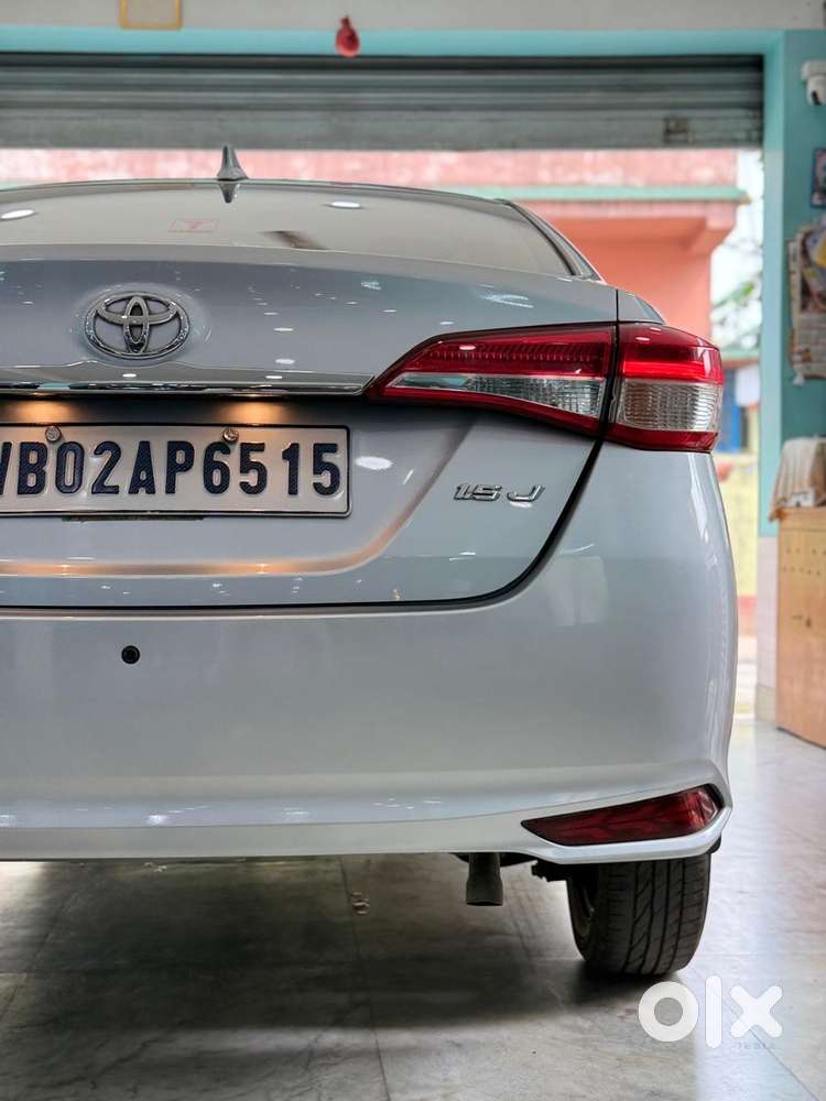 Toyota Yaris J Cvt, 2019, Petrol