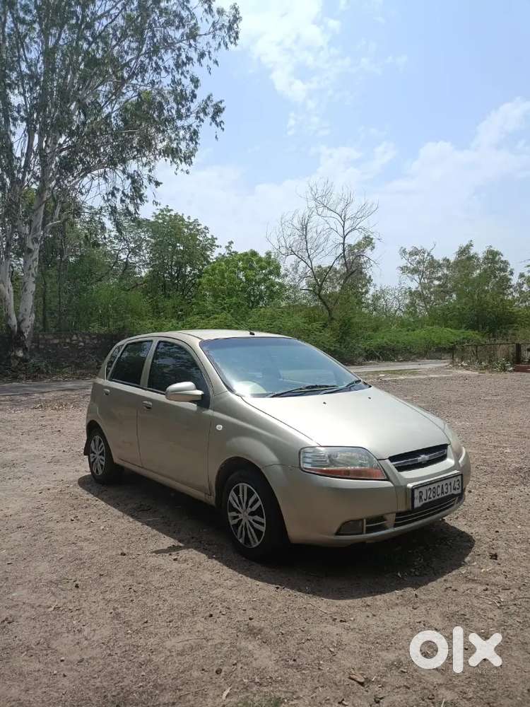 2013 Chevrolet Aveo पेट्रोल मैन्युअल 15 Km