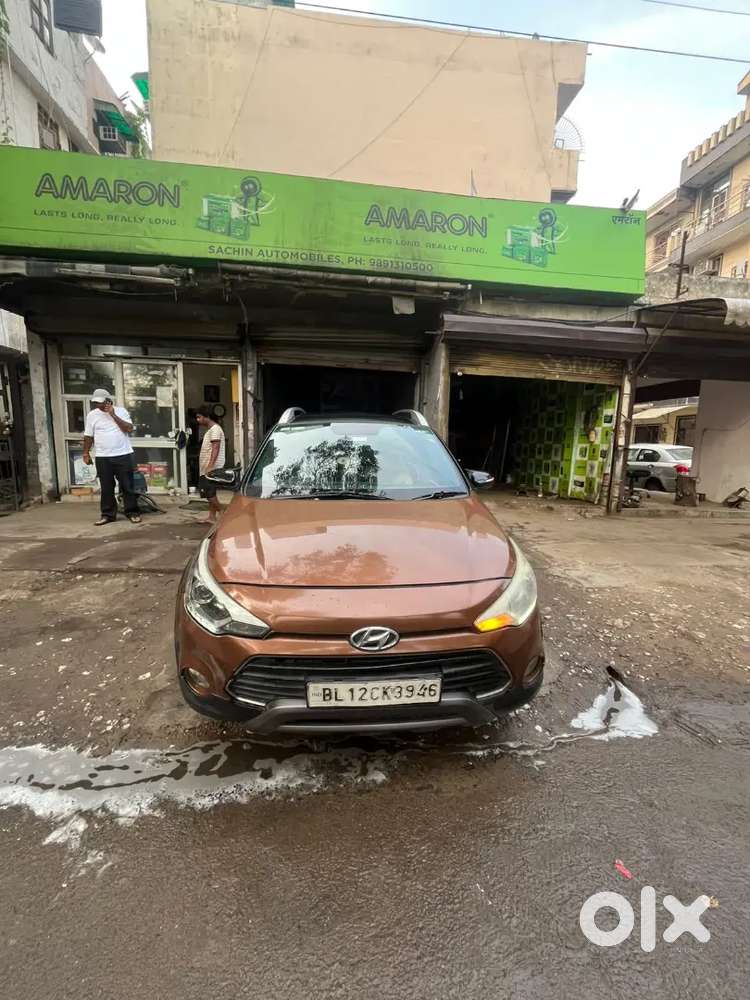 Hyundai I20 Active 2016 Cng & Petrol - 10/10 Condition