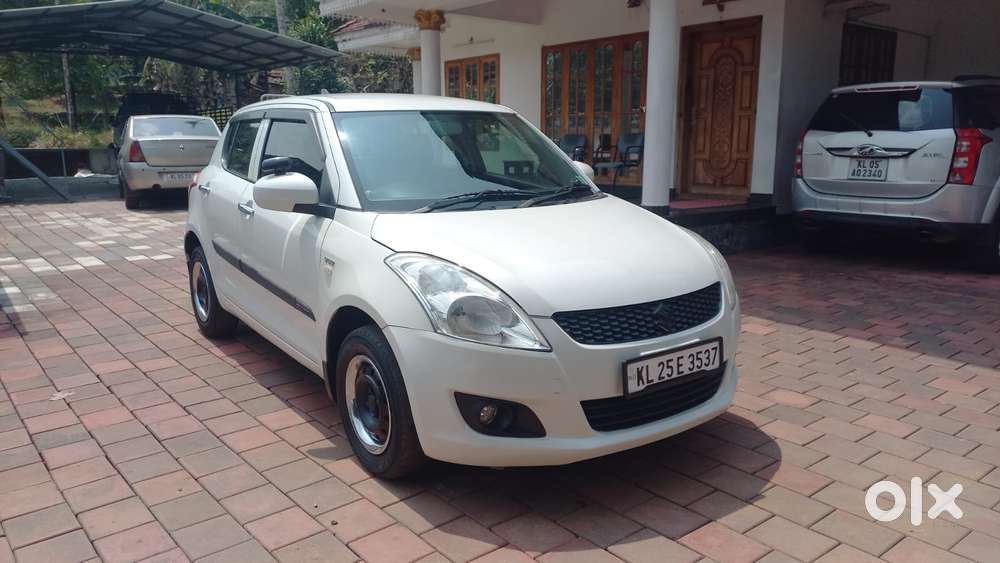 Maruti Suzuki Swift 1.2 Abs, 2013, Petrol