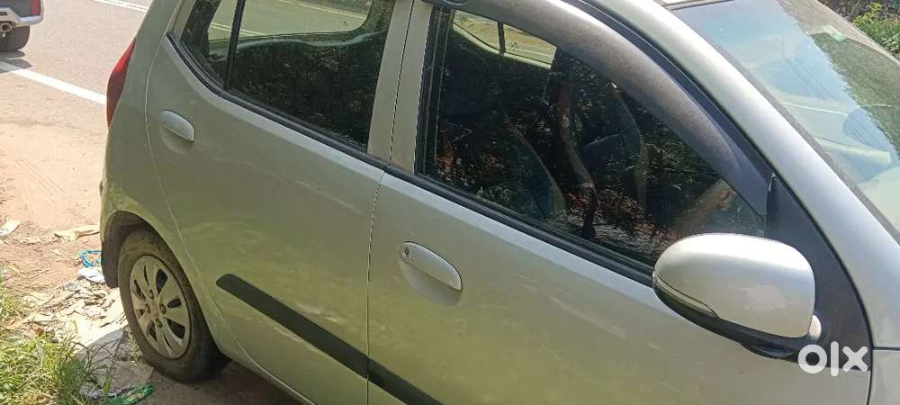 Hyundai Grand I10 2011, 140000lakh