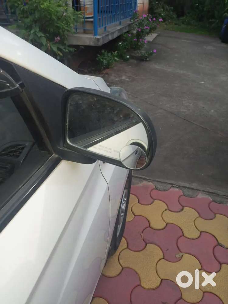 .hyundai Eon 0.8 Only 22k Kms 1st Owner 2012 Mt