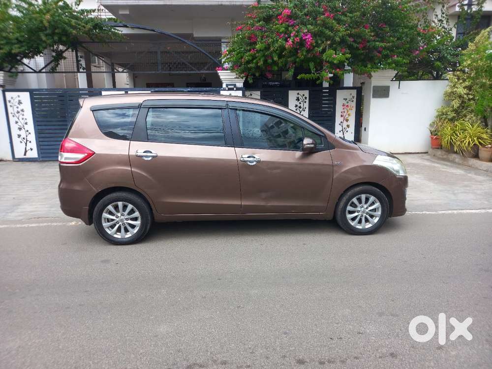 Maruti Suzuki Ertiga Zxi Plus , 2017, Petrol