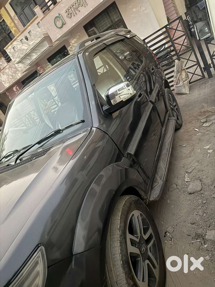 Tata Safari Storme Diesel 2017