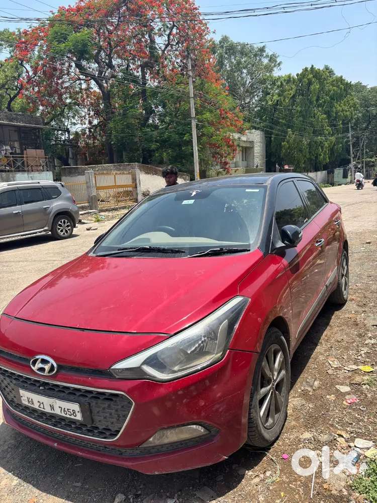 Hyundai I20 2014 Diesel 160000 Km Driven Well Maintained Top End