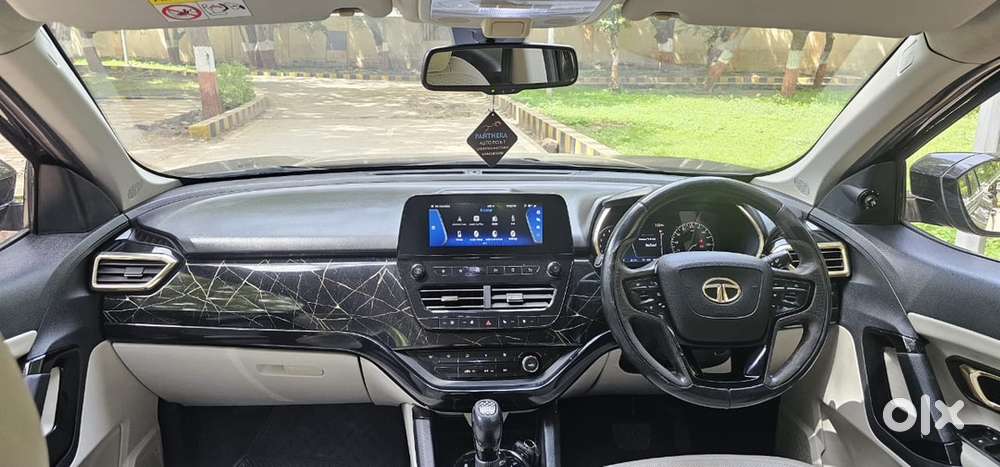 Tata Safari Diesel 2023 8 Safari Is Available