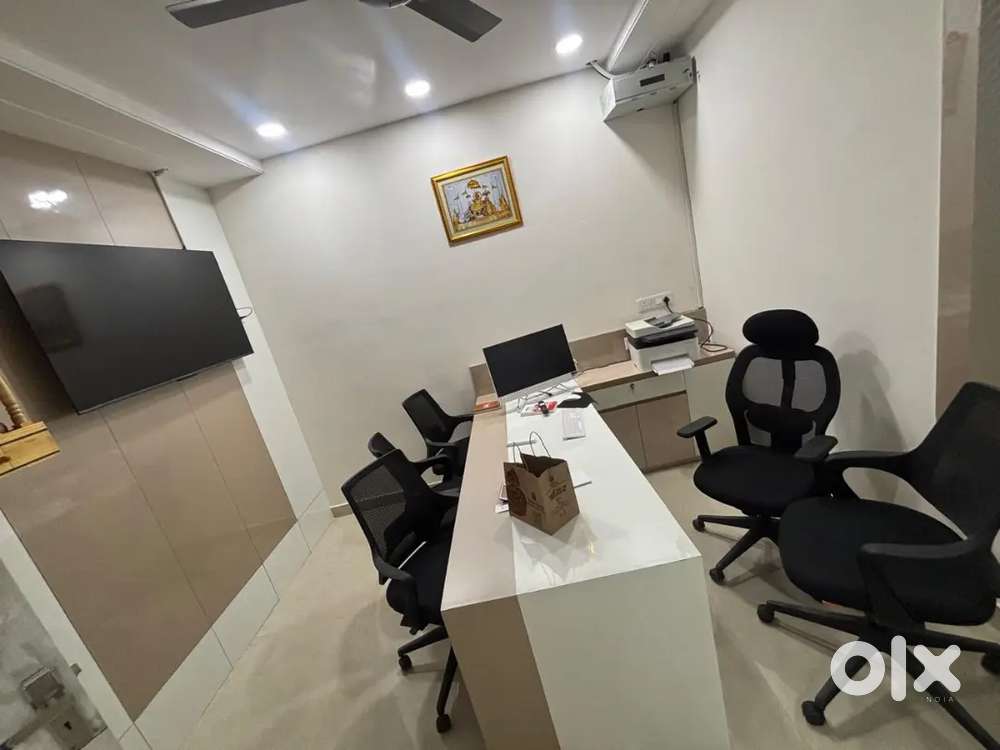 690 sqft furnished office space near purani chungi ajmer road...