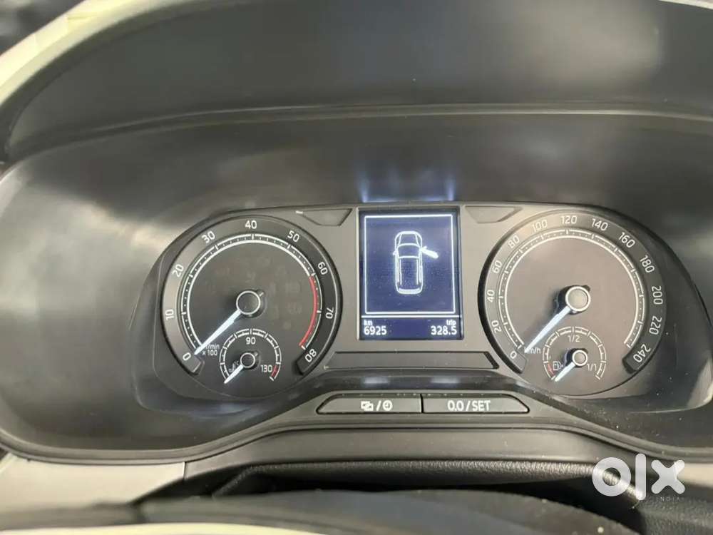 Skoda Kushaq 2023 Petrol 6925 Km Driven