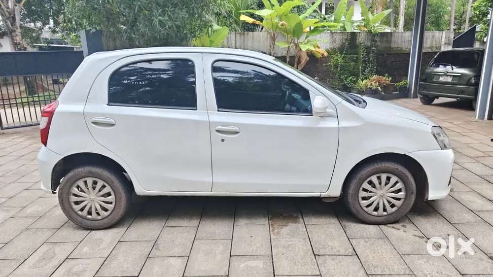 Toyota Etios Liva 2012