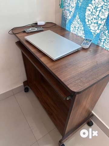 Olx old deals study table