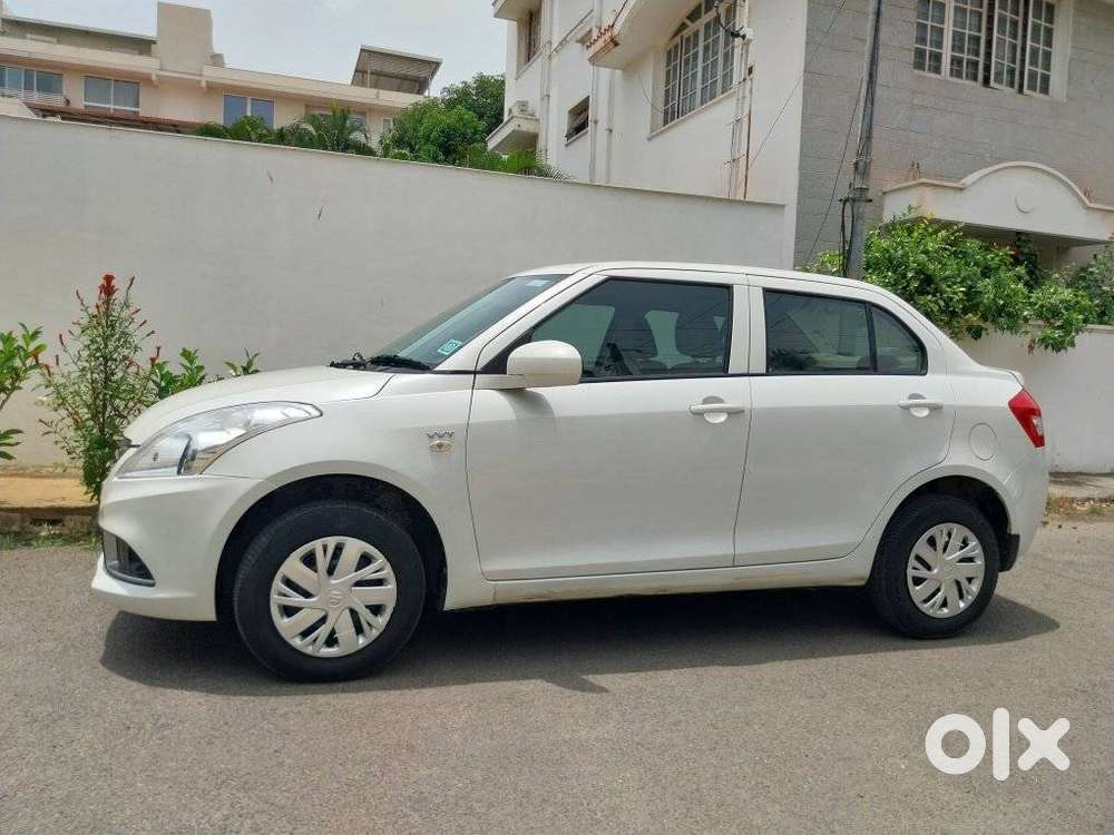Maruti Suzuki Swift Dzire 1.2 Lxi Bsiv, 2016, Petrol