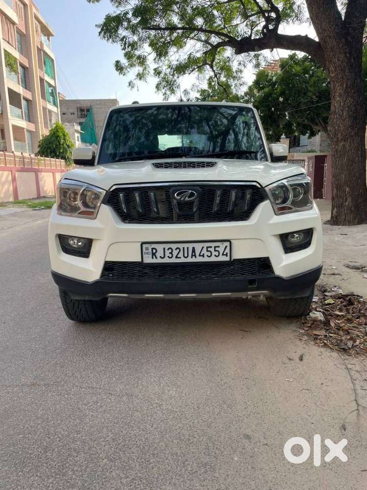 Mahindra Scorpio S10 8 Seater, 2015, Diesel