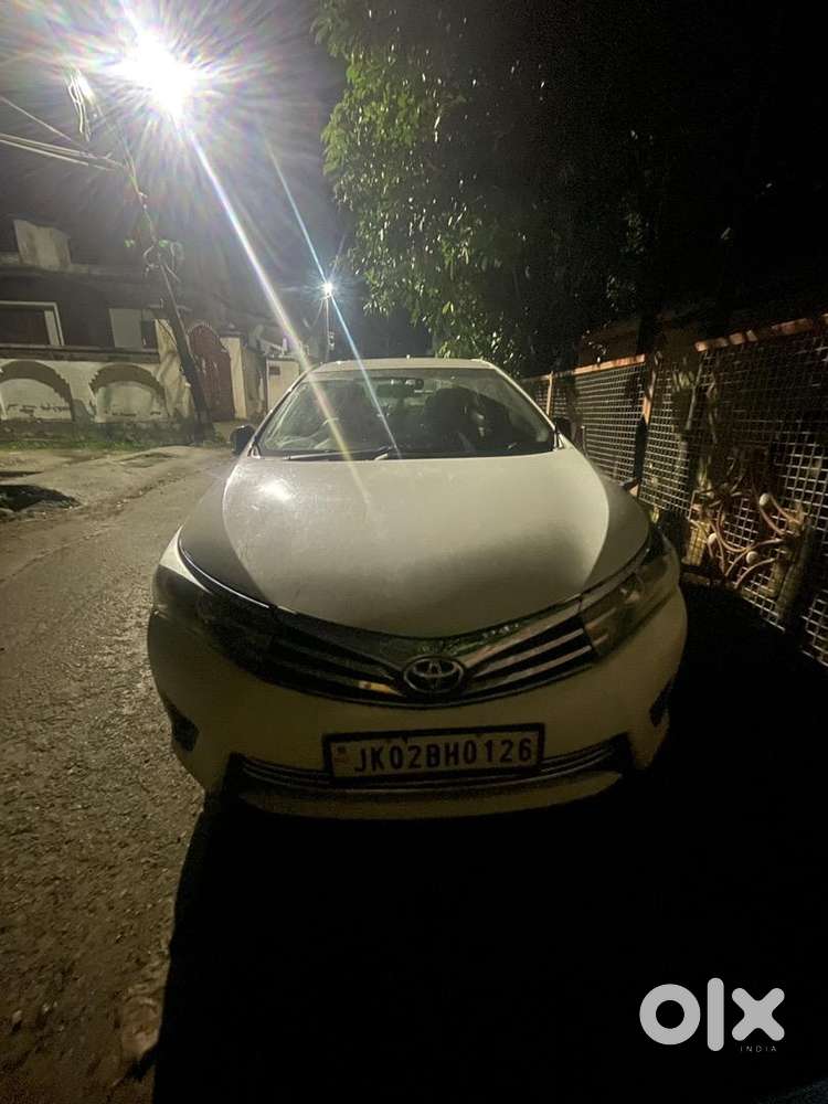 Toyota Corolla Altis 2014 Petrol Good Condition..fixed Price