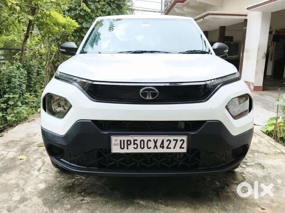 Tata Punch Rhythm 2024