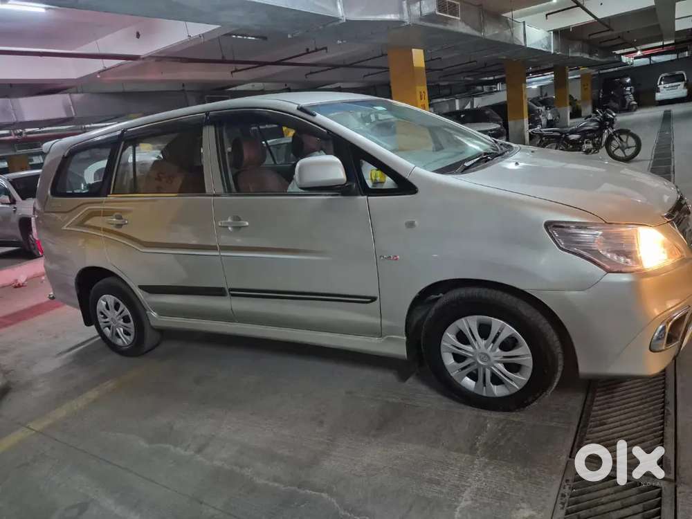 Innova Diesel 2012 Model.with 2keys