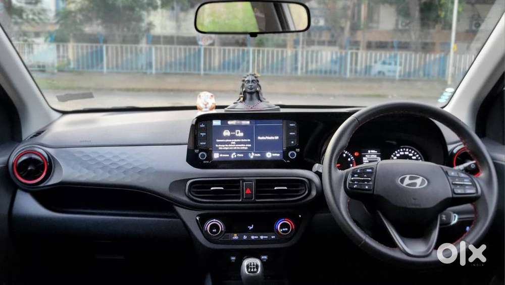 Hyundai Grand I10 Nios Sportz Mt Dual Tone, 2024, Petrol