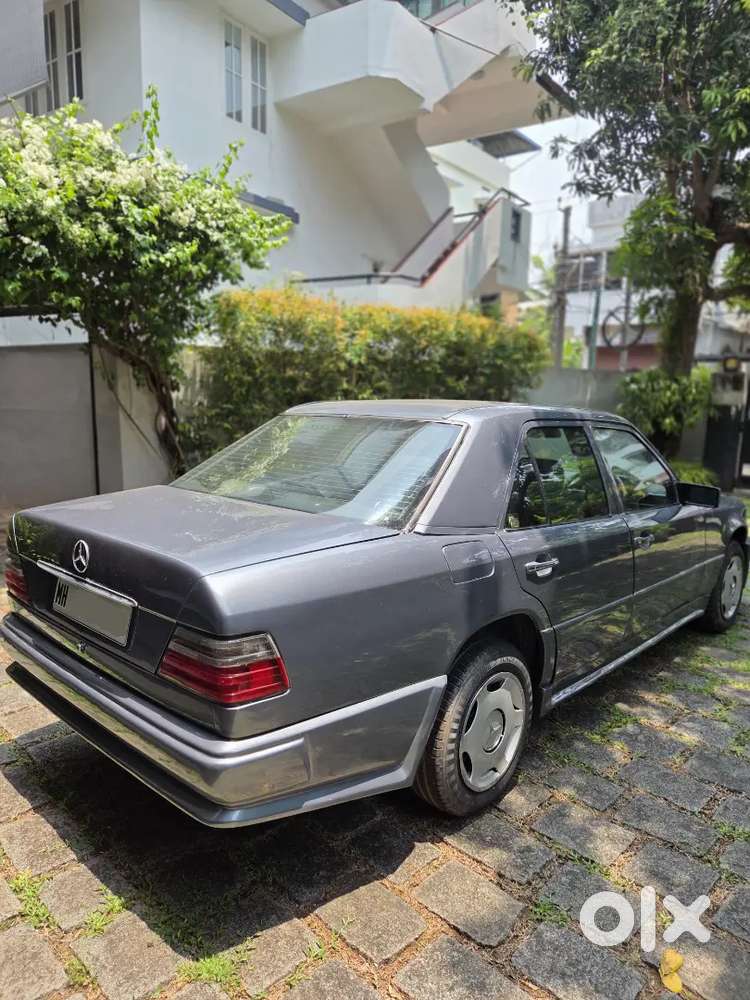 Mercedes Benz W124 E220
