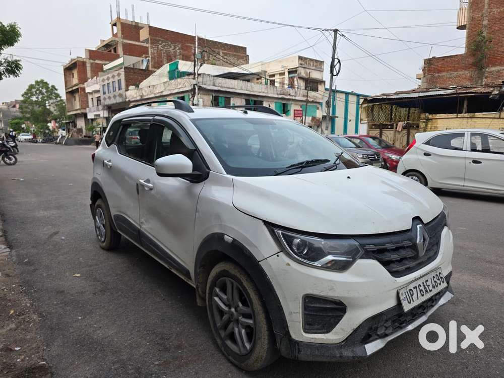 Renault Triber Rxz, 2020, Petrol
